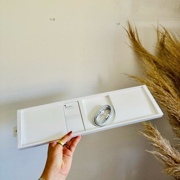 NEW APPLE Black Silver Bluetooth Magic Keyboard Touch ID Computer USB Cable Cord - Picture 6 of 7